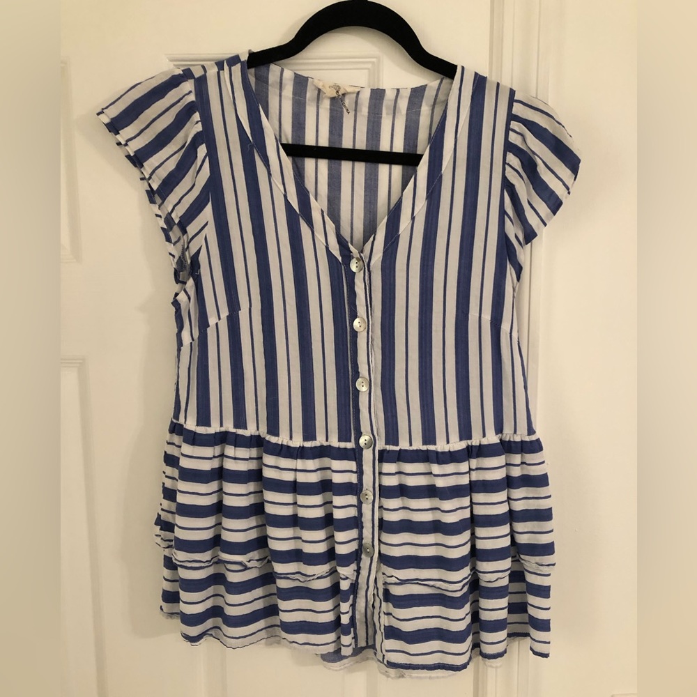 Short sleeve a-line blouse